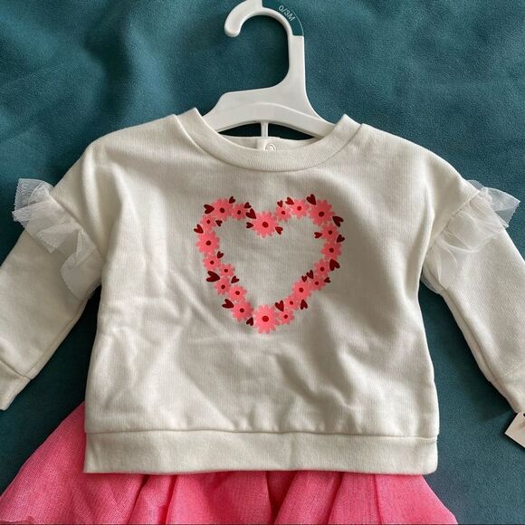 Cat & Jack Baby 2 Piece Set - Picture 3 of 9